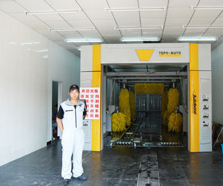 China Full Air Drying Tunnel Car Washing Machine Brushed With Wipe System supplier